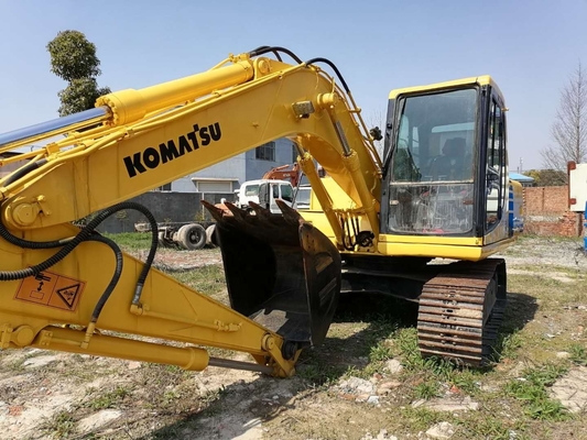 Использованный экскаватор Komatsu PC120 с емкостью 0,5 м3 в хорошем состоянии