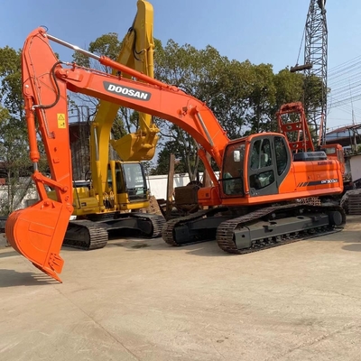Использованный экскаватор Doosan DX300LC 2020 года и мощностью 178 кВт в хорошем состоянии