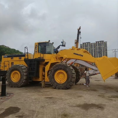 Хорошее состояние Komatsu WA600 Подержанная колесная погрузчица с двигательными колесами 178/кВт
