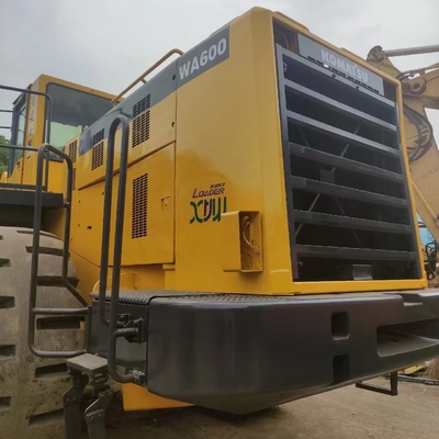Хорошее состояние Komatsu WA600 Подержанная колесная погрузчица с двигательными колесами 178/кВт