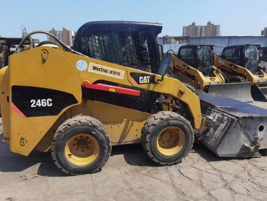 Подержанный 20тонный погрузчик CATERPILLAR 246C с оригинальной краской из Японии