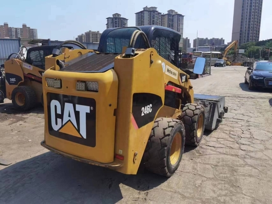 Подержанный 20тонный погрузчик CATERPILLAR 246C с оригинальной краской из Японии