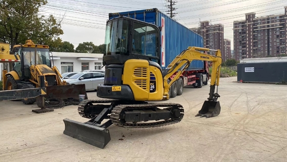 Использованный экскаватор Komatsu PC35 3T в хорошем состоянии