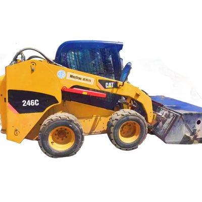 Японская подержанная колесная погрузчица Caterpillar 246C с двигателем YUNNEI и оригинальной краской
