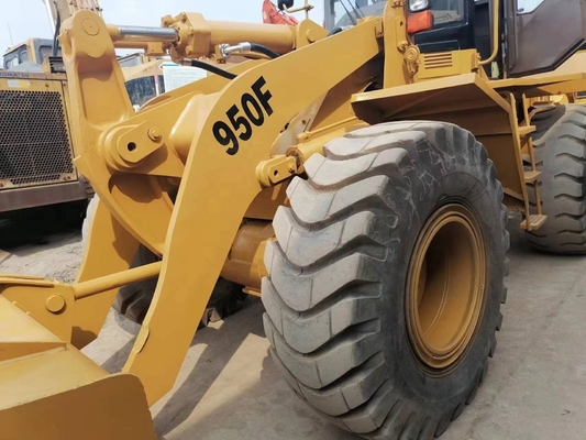CAT 950F В хорошем состоянии подержанный погрузчик с оригинальной краской и небольшим рабочим временем