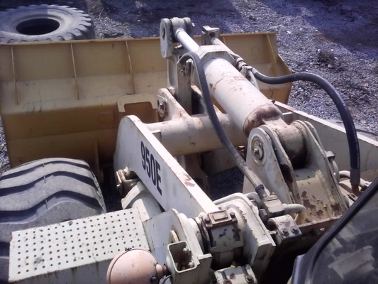 6 ТОН номинальной нагрузки используемый колесный погрузчик Caterpillar CAT950E для энергетической горнодобывающей промышленности