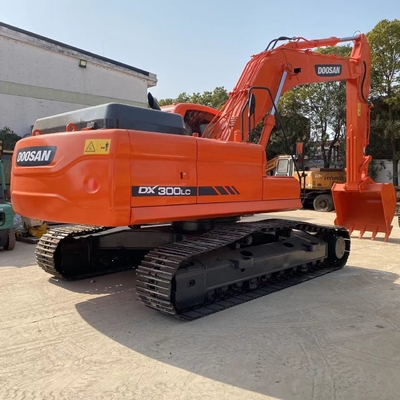Японская оригинальная тракторная машина Doosan DX300LC Использованный экскаватор с бесплатной доставкой сегодня
