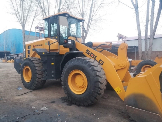 Отличное состояние SDLG 955F колесный погрузчик с мощностью 162 кВт и низким рабочим временем