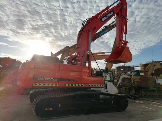Горячая статья Экскаватор Doosan DX300LC с двигателем HINO из Японии в отличном состоянии