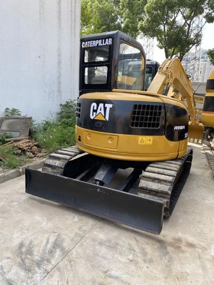 Использованный мини-экскаватор CAT305 с рабочей массой 0,8 ТОН и гидравлической системой