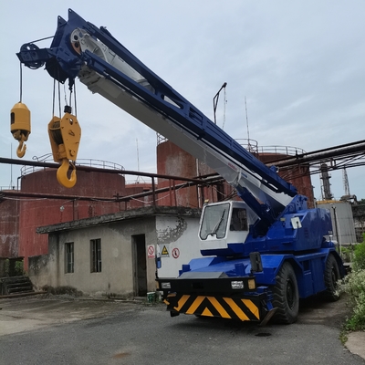 Япония производит TADANO 25 тонн крана подержанный 25T мобильный грузовик с рабочим временем на складе