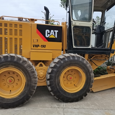 0-2000 Рабочие часы Использован в хорошем состоянии CAT 140K Grader Оригинальная машина из Японии