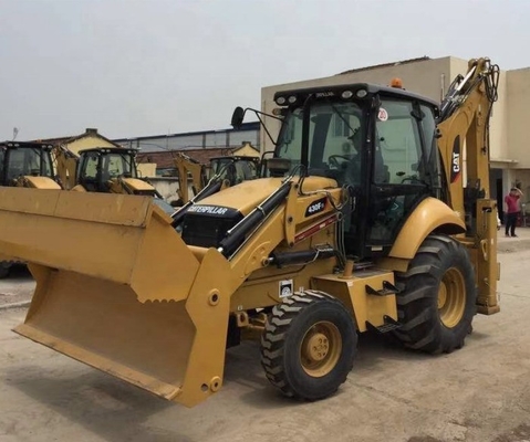 CAT 430F Подержанный погрузчик с вместимостью в 0,2 м3 и небольшим рабочим временем