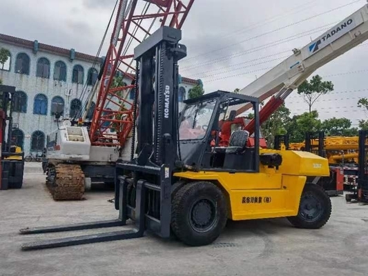 Подержанный контейнерный грузовик KOMATSU FD160 16TON в отличном состоянии