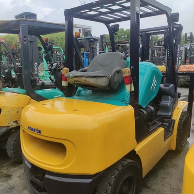 3000 кг. Вес KOMATSU FD30 3 т. Погрузчик для подъема поддонов для складских контейнеров
