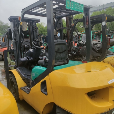 3000 кг. Вес KOMATSU FD30 3 т. Погрузчик для подъема поддонов для складских контейнеров