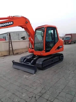 Использованный экскаватор Doosan DH80 с оригинальной краской и гидравлическим цилиндром Liyuan в Японии