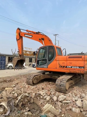 Хорошее состояние 2019 Doosan DX225LCA 22 тонны экскаватор Южная Корея изготовлена оригинальный цвет