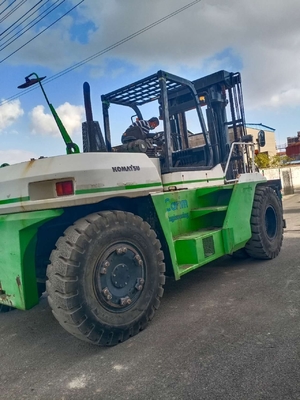 24000 кг Использованный вилочный погрузчик KOMATSU FD240 Погрузчик для подъема поддонов Ручное управление 24тонный грузовик