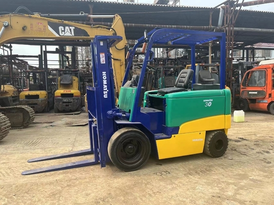 Перевозка контейнеров KOMATSU FD30 3тонный дизельный мини-грузовой вилочный погрузчик с гидравлической системой