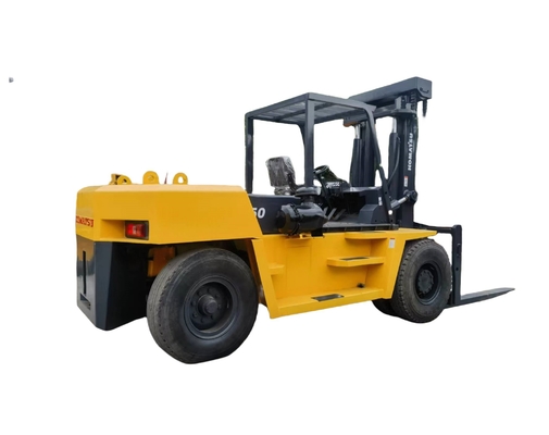 KOMATSU FD150 15-тонный грузовик для подъема поддонов с ручной эксплуатацией в хорошем состоянии