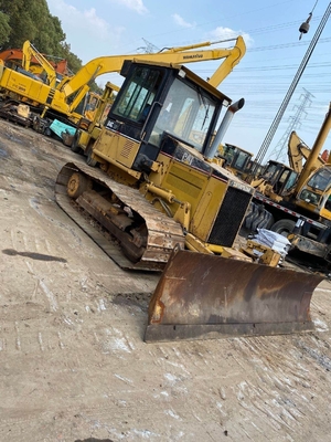 Бульдозер CAT D4C мощностью 60 кВт для строительных проектов в хорошем состоянии