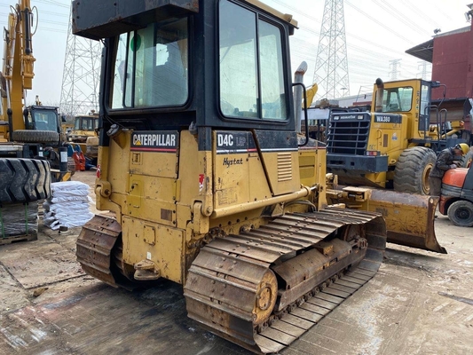 Бульдозер CAT D4C мощностью 60 кВт для строительных проектов в хорошем состоянии