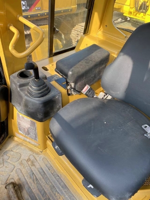 Бульдозер CAT D4G Оригинальный японский бульдозер мощностью 1,92 м3 и мощностью 80 кВт