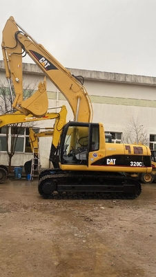 Японский экскаватор CAT 320CL использовался в Шанхае