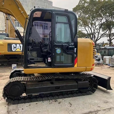 Использованный экскаватор CAT308E2 с 8 тонной рабочей массой идеально подходит для строительных площадок
