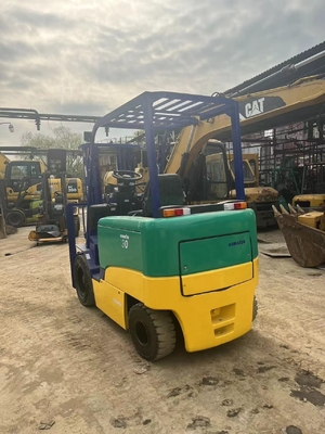 Низкий рабочий день и хорошее состояние Komatsu 3T погрузчик FD30 для строительных работ
