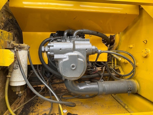 Использованный экскаватор Komatsu PC200-6 с передовой гидравлической системой 19400 кг масса машины