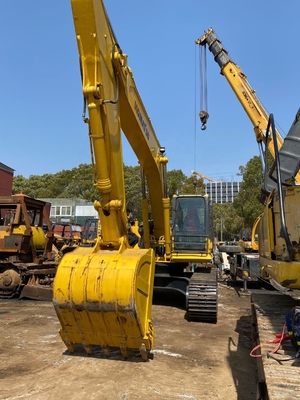 Подержанный экскаватор Komatsu PC300-7 30 тонн с низким рабочим временем по доступной цене
