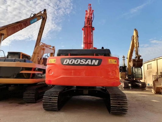 DOOSAN DX300LC Гидравлический экскаватор Лучший низкопроизводительный DOOSAN Используемый Хорошая производительность