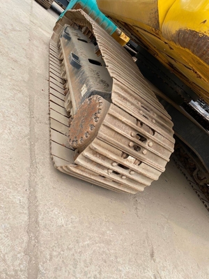 Хорошо обслуживаемый экскаватор KOMATSU PC240 с коротким рабочим днем и мощностью 135 кВт