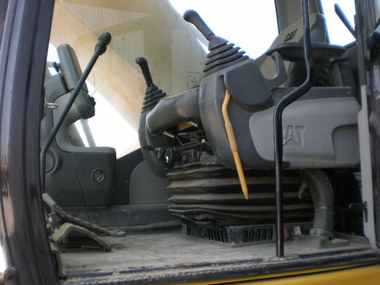 Хорошо ухоженный использованный экскаватор CAT 330D 30 тонн