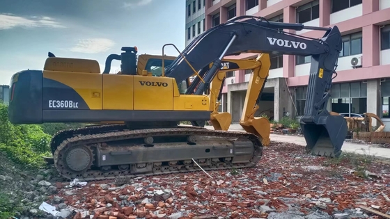 Использованный экскаватор VOLVO EC360B 36TON с низким рабочим временем и хорошим обслуживанием на складе