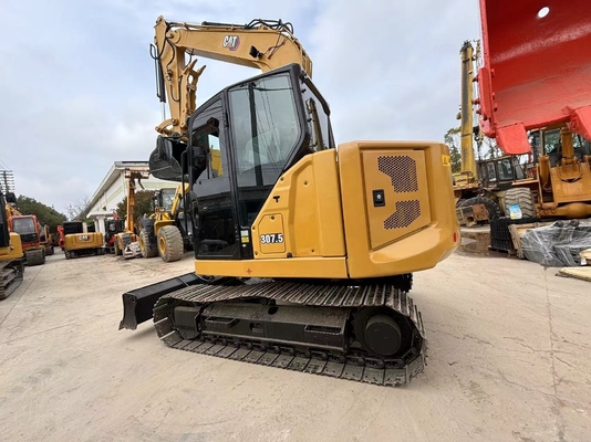 Подержанный мини-экскаватор Caterpillar 307.5 из Японии низкий рабочий день и масса машины 7500 кг