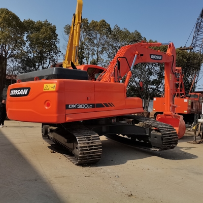 Использованный экскаватор Doosan DX300LC из Японии с оригинальной краской и гидравлическим насосом Liyuan
