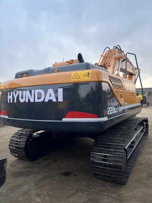Корейский оригинальный экскаватор Hyundai 220LC 20 тонн с двигателем HINO в Корее