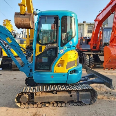 Использованный экскаватор Kubota KX135 с вместимостью в 0,11 м3 и другим гидравлическим цилиндром