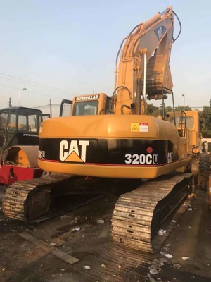 Использованные экскаваторы Caterpillar 320CU с вместимостью 0,8 м3 и низким рабочим временем