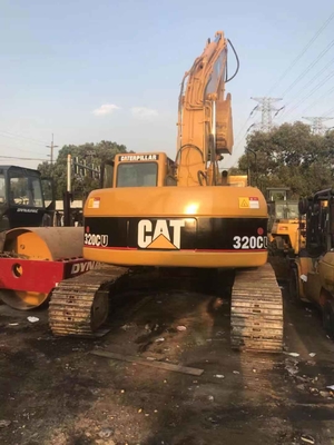 Использованные экскаваторы Caterpillar 320CU с вместимостью 0,8 м3 и низким рабочим временем