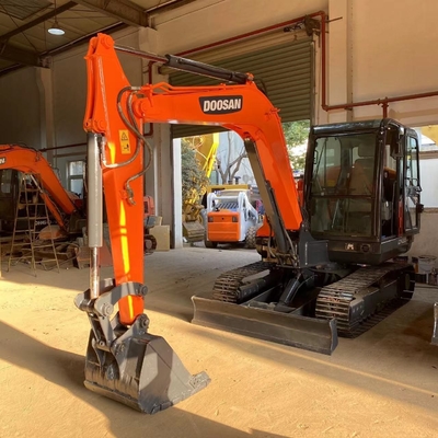 2022 Doosan DX55-9C Подержанный гидравлический копальщик с оригинальным гидравлическим клапаном
