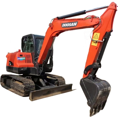 Преимущества Использованный экскаватор DX60-9C в хорошем состоянии в Шанхае
