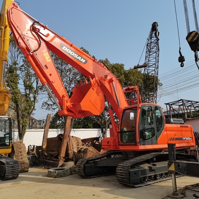 Использованный экскаватор Digger DOOSAN DX300LC Большая гидравлическая ползучая машина Вес 29300 кг