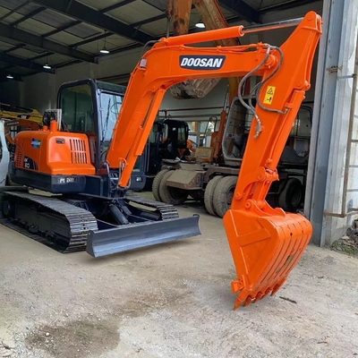 Doosan DX60 Использованный экскаватор Япония Оригинальный красочный экскаватор с емкостью 0.1 м3