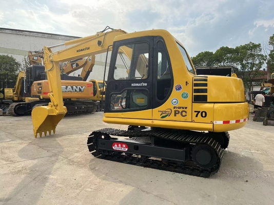 Подержанный экскаватор Komatsu PC70 в отличном состоянии с емкостью 0.38 м3