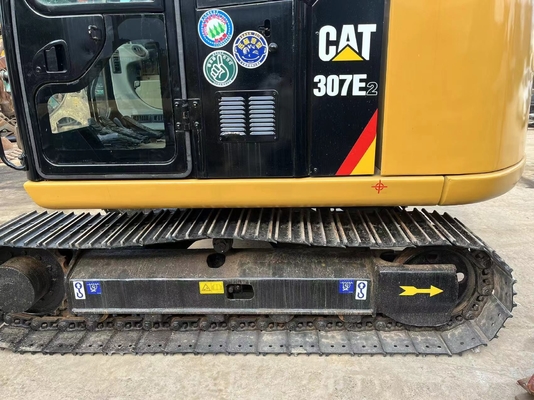 В хорошем состоянии использованная колесная экскаваторная машина CAT 307E2 масса 20000 кг