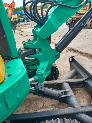 KX161 Кубота мини экскаватор в Японии с оригинальным цветом и другим гидравлическим цилиндром
